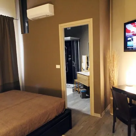 Guest house Dimora Nettare 4*